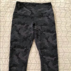 Lululemon Wunder Under Crop Cato Black Roll down 6